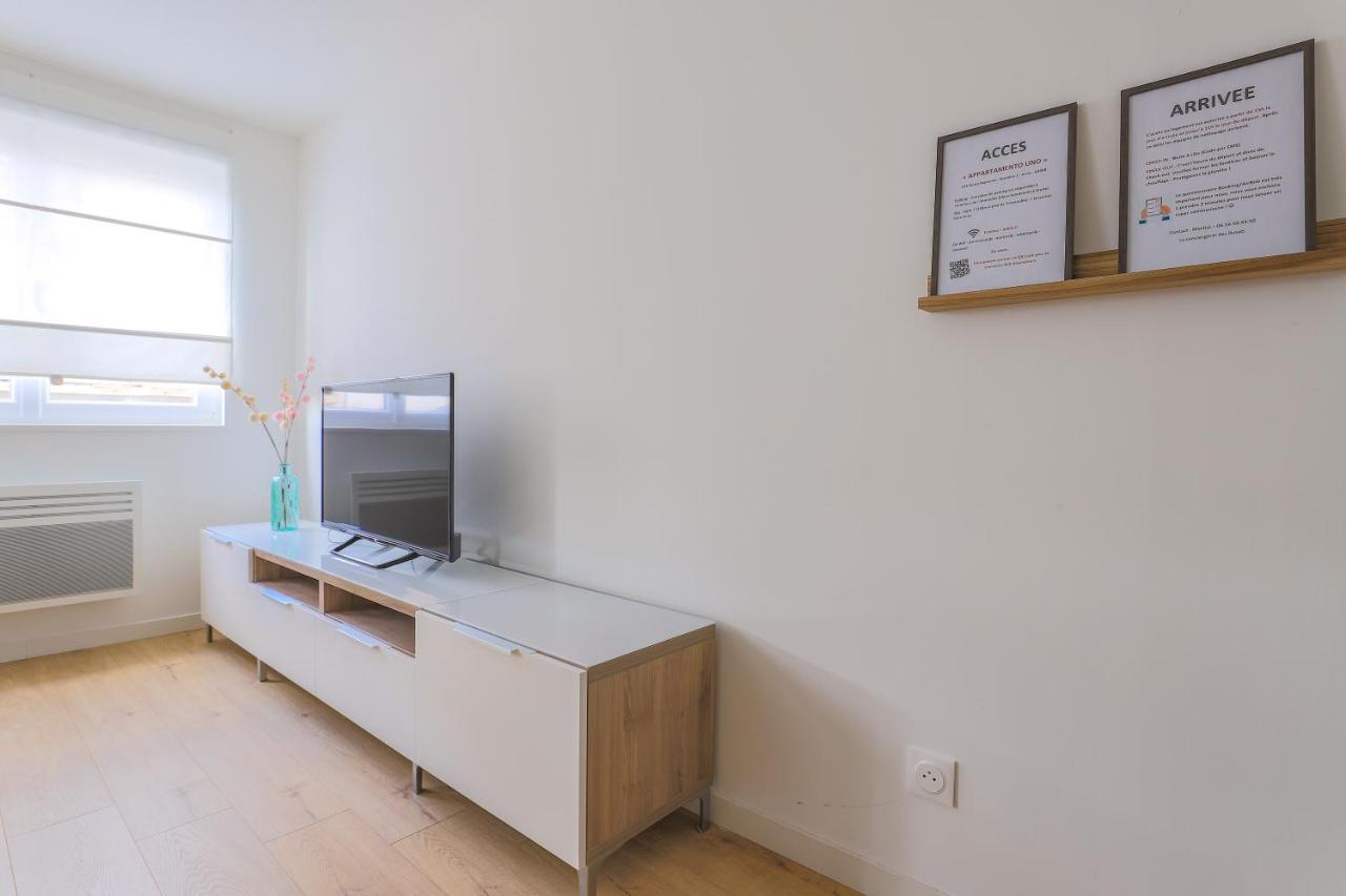 Appartamento Uno Avec Parking Prive Gratuit Arras Bagian luar foto